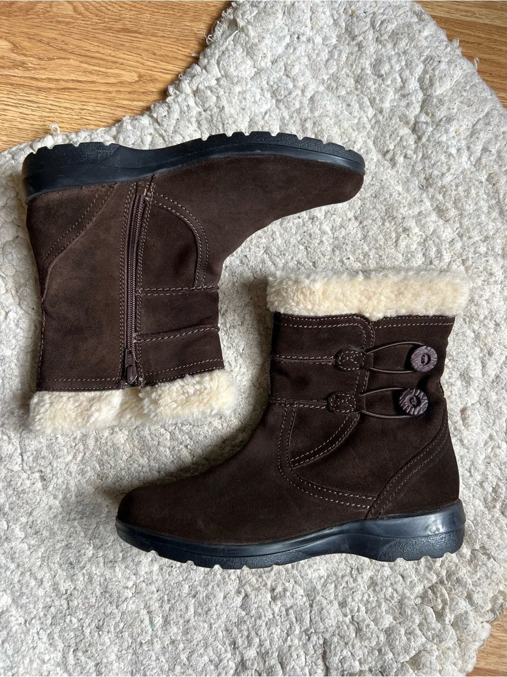 Clarks Dark Brown Suede Shearling Winter Boots